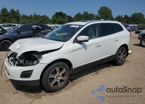 2011 Volvo Xc60 T6 из США, поврежденный, VIN YV4902DZ5B2146684